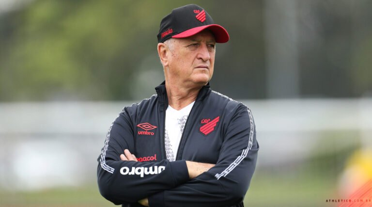 Felipão no Athletico no CT do Caju 2022