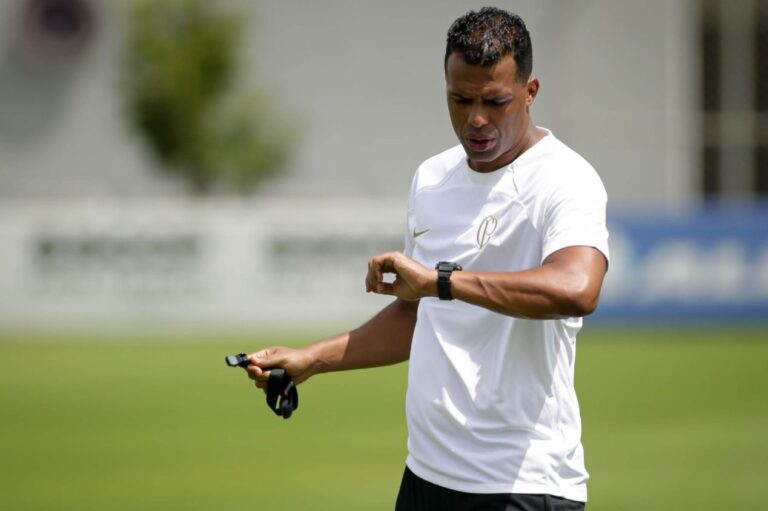 Fernando Lazaro no Corinthians