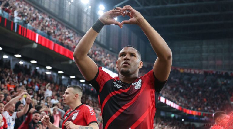 Matheus Felipe no Athletico Paranaense em 2022