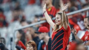 Torcedora Feminina do Athletico Paranaense