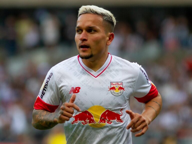 Artur atacante do Red Bull Bragantino