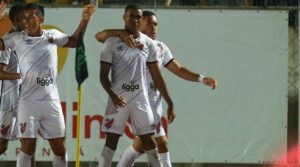 Erick, Vitor Roque e Cuello no Athletico em 2023