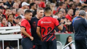 Turra pelo Athletico na final do paranaense 2023