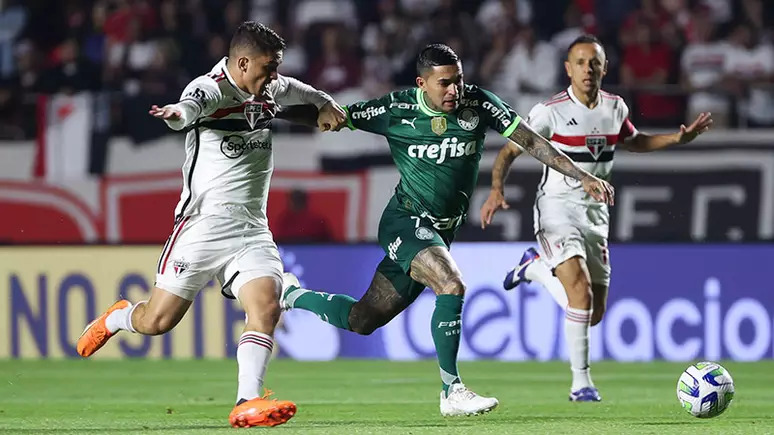 Com golaço de Rafinha, São Paulo vence Palmeiras no jogo de ida da Copa ...