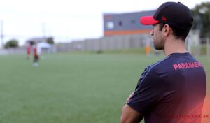 Evandro como técnico do sub-12 do Athletico 2