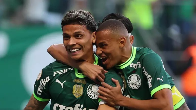 Richard Rios e Jhon Jhon pelo Palmeiras
