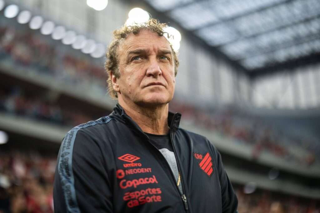 Cuca pelo Athletico Paranaense em 2024