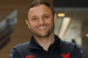 André Mazzuco no Athletico Paranaense