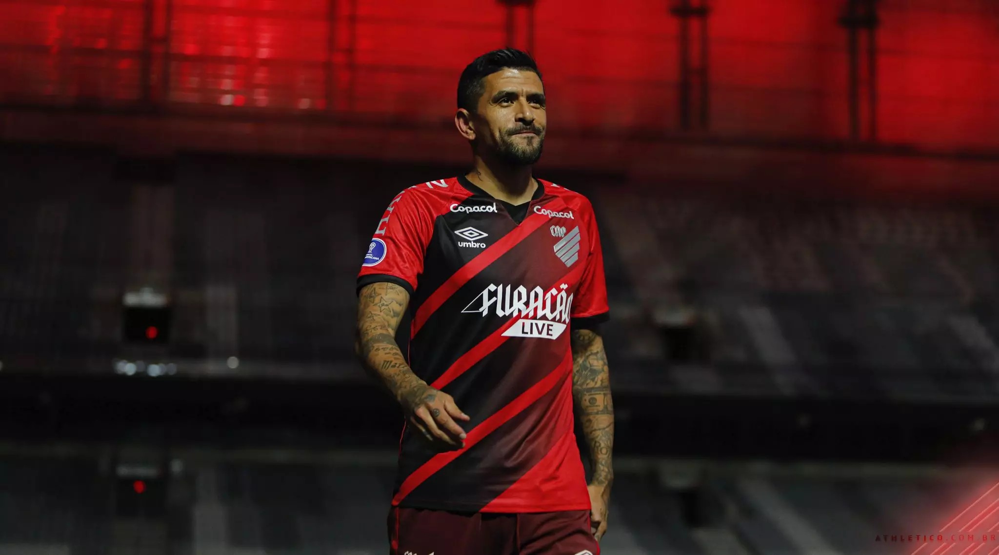 Lucho González no Athletico