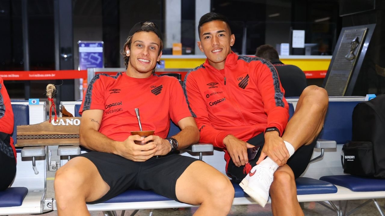 Canobbio e Cuello no Athletico