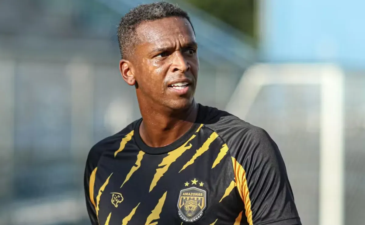 Jô, ex-Corinthians, acaba de ser preso dias após ser anunciando em nova equipe