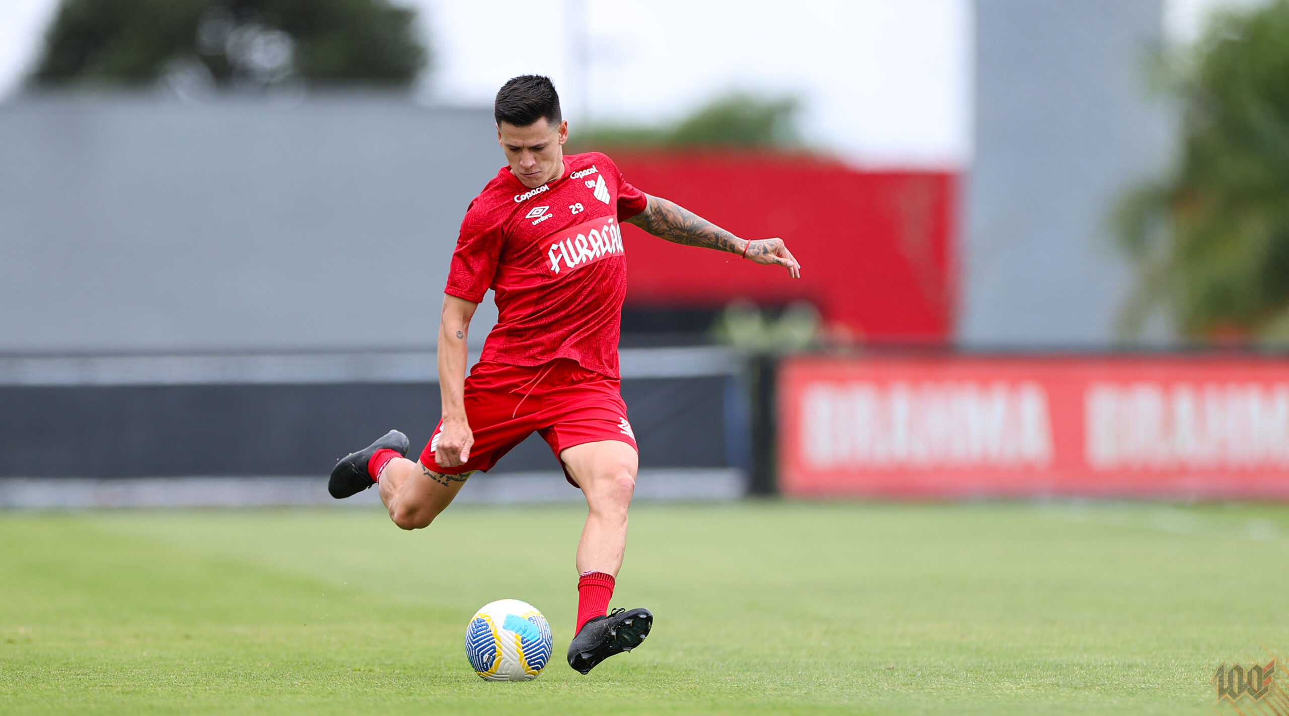 Léo Godoy no Athletico