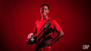 Apresentação de Isaac no Athletico Paranaense em 2025