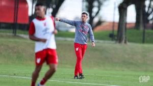 Maurício Barbieri em treino no Athletico Paranaense
