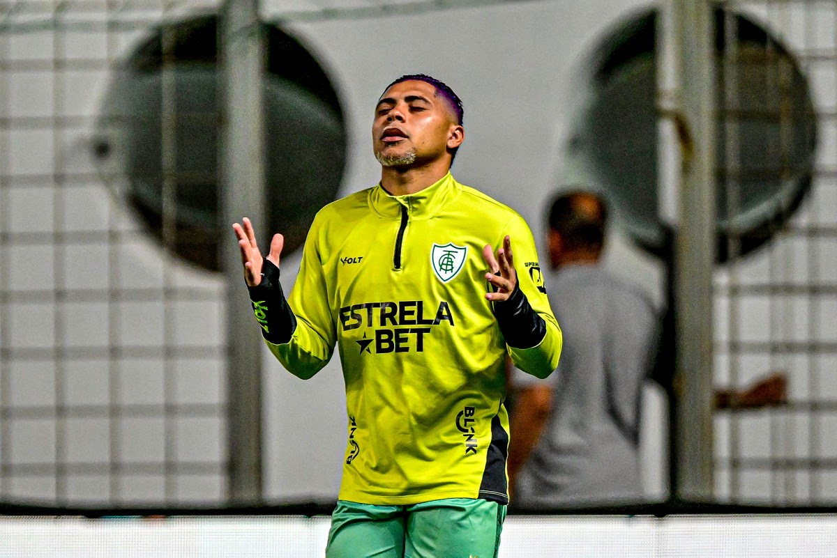 Vítor Jacaré no América-MG