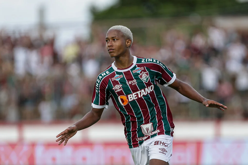 Atacante Isaac no Fluminense