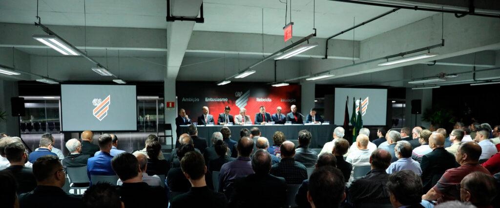 Conselho Deliberativo em reunião do Athletico