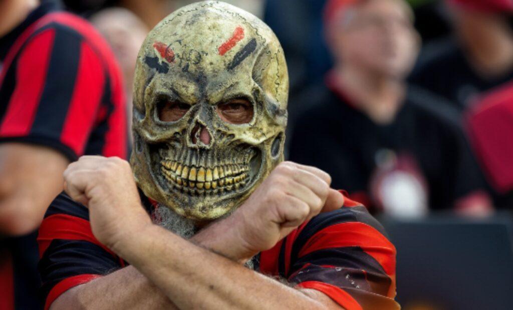 Athletico-PR: torcida organizada emite alerta e exige mudanças urgentes